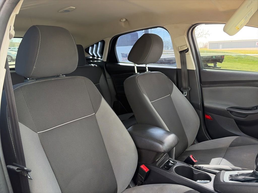 Used 2014 Ford Focus SE image 24