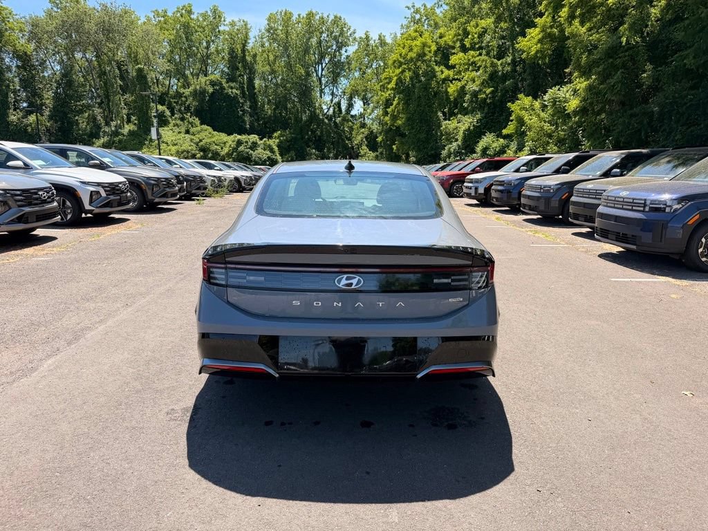 Certified 2024 Hyundai Sonata SEL AWD/4WD image 4