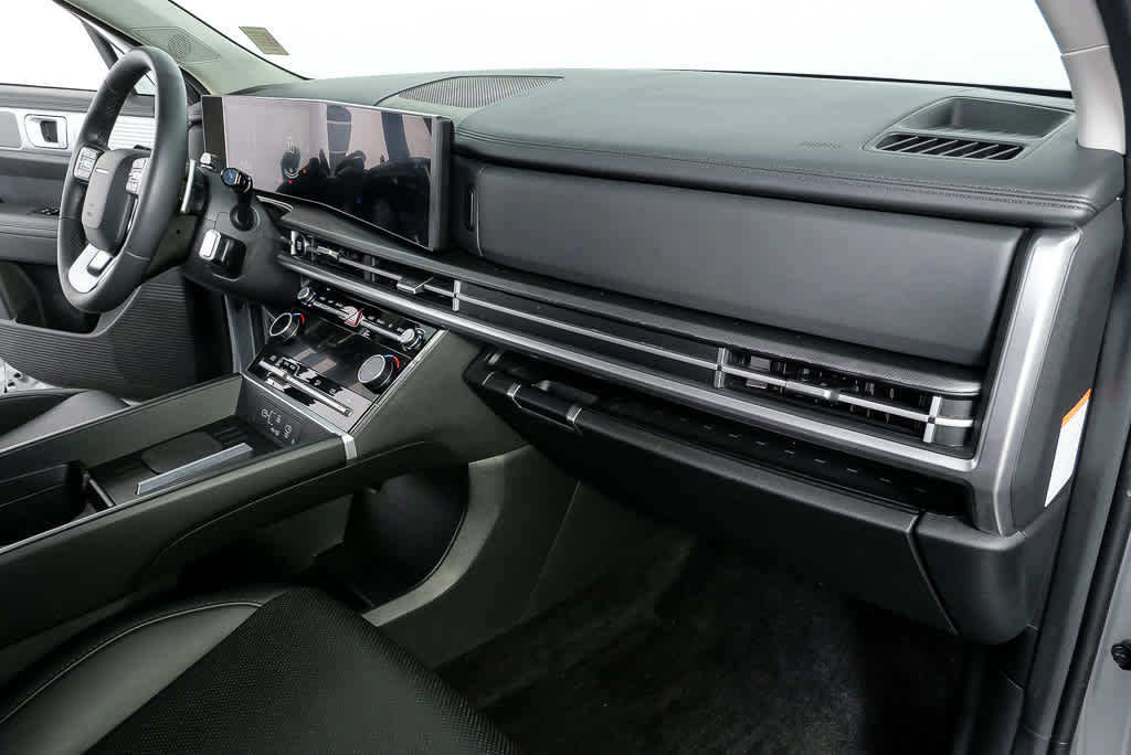 Certified 2024 Hyundai Santa Fe SEL image 21