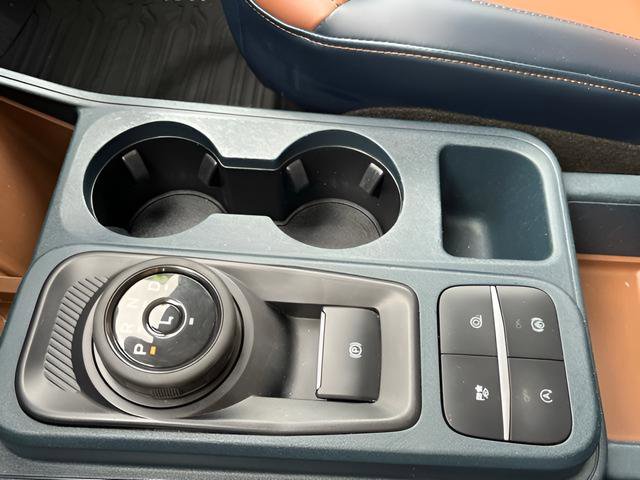 Used 2022 Ford Maverick Lariat w/ Lariat Luxury Package image 22