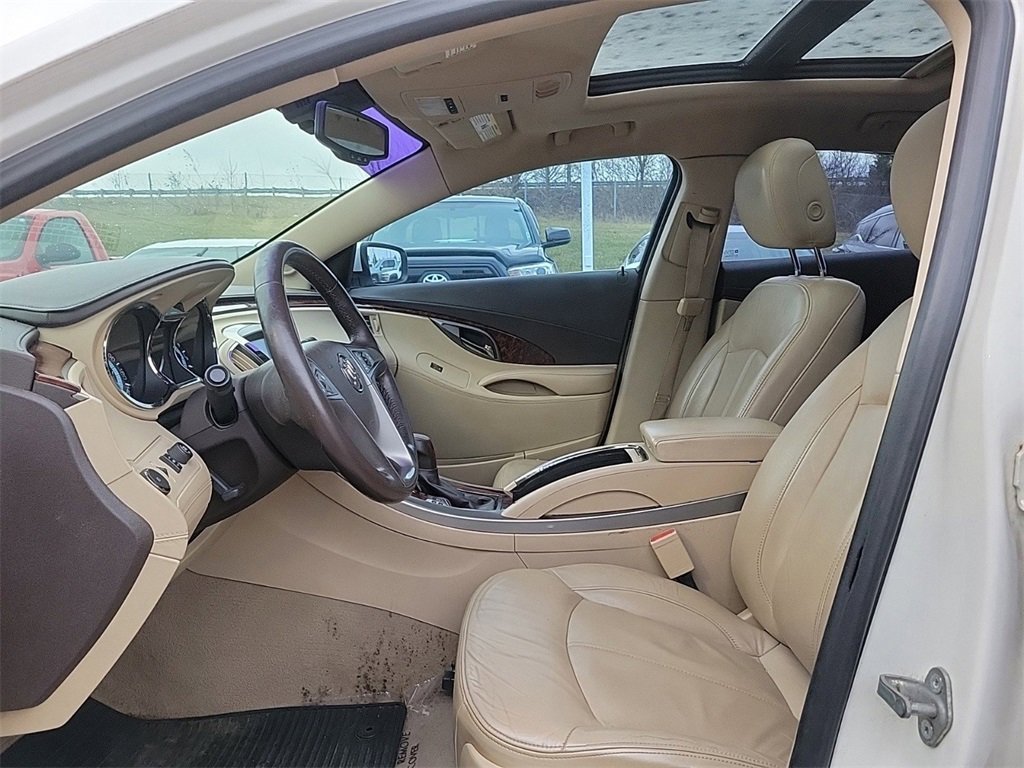 Used 2013 Buick LaCrosse Leather w/ Driver Confidence Package image 15