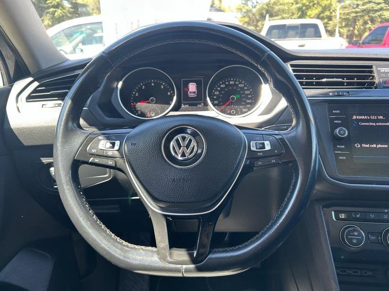Used 2019 Volkswagen Tiguan SE w/ Panoramic Sunroof Package FWD image 10