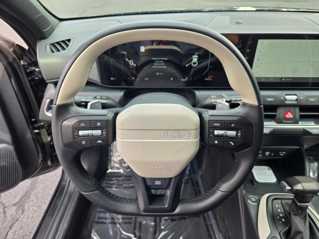 Used 2025 Kia K4 GT-Line FWD image 33
