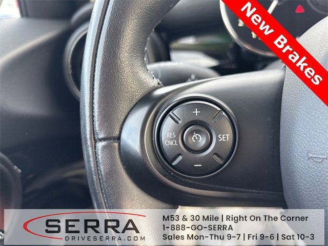 Used 2021 MINI Cooper 4-Door Hardtop w/ 6.5" Touchscreen Package image 20