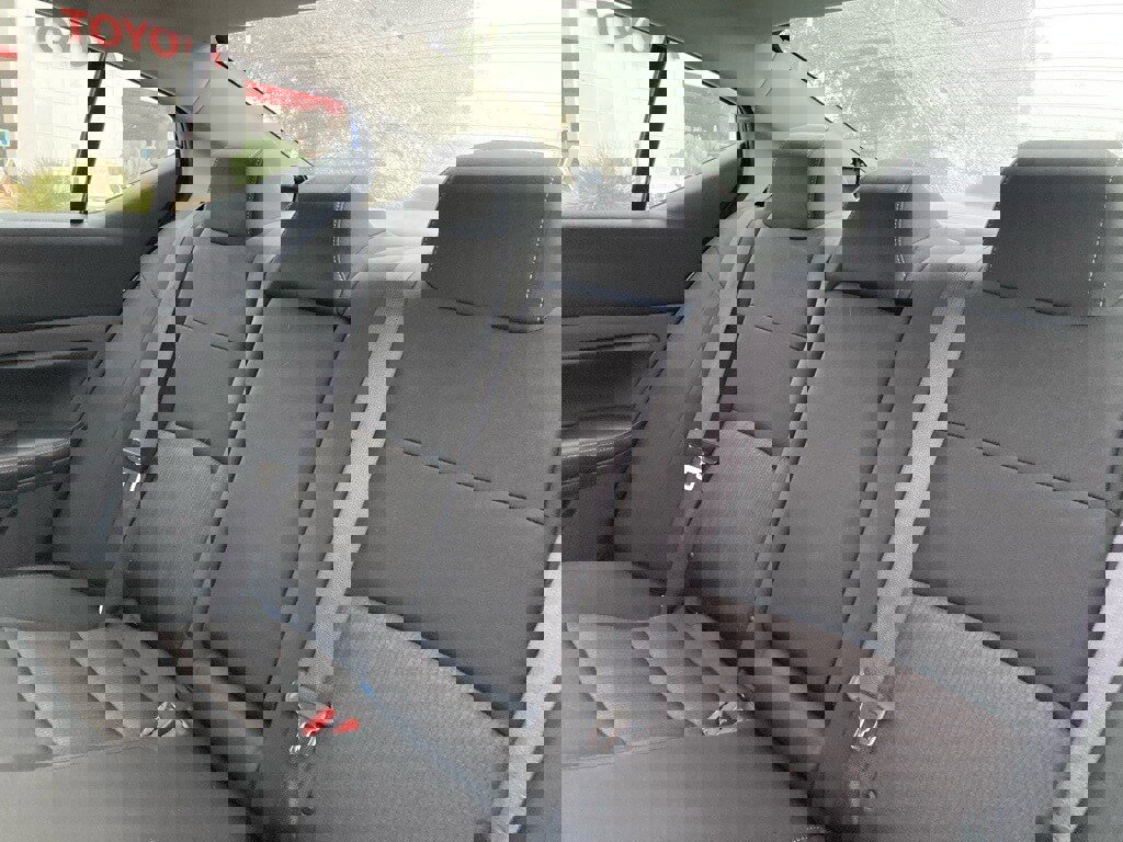 Used 2025 Nissan Altima 2.5 SV image 11