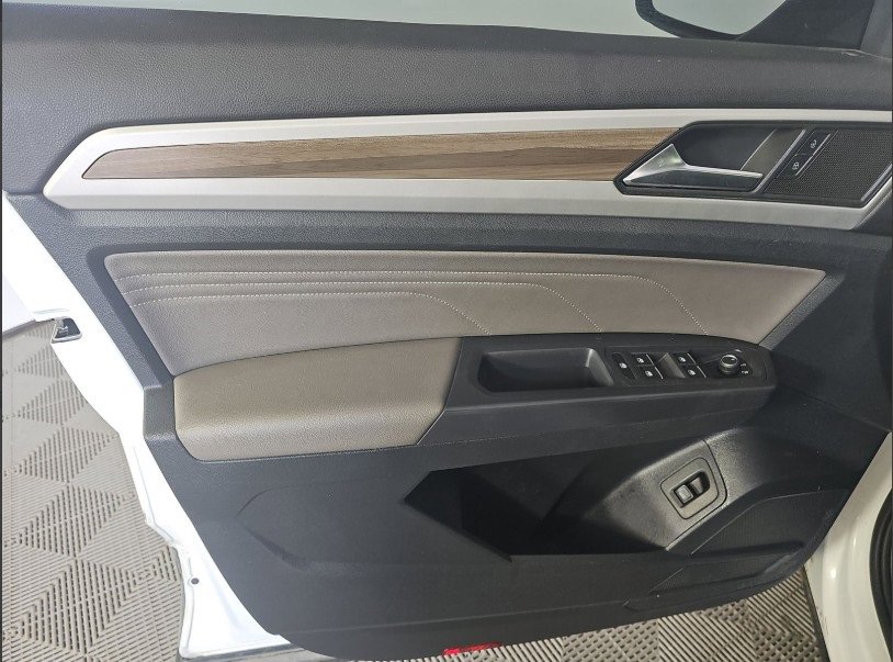 Used 2021 Volkswagen Atlas SEL w/ MDO Package (Bench Seat) image 29