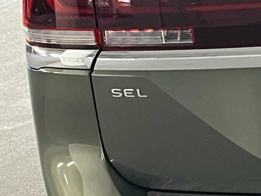 New 2026 Volkswagen Atlas SEL Premium R-Line image 38
