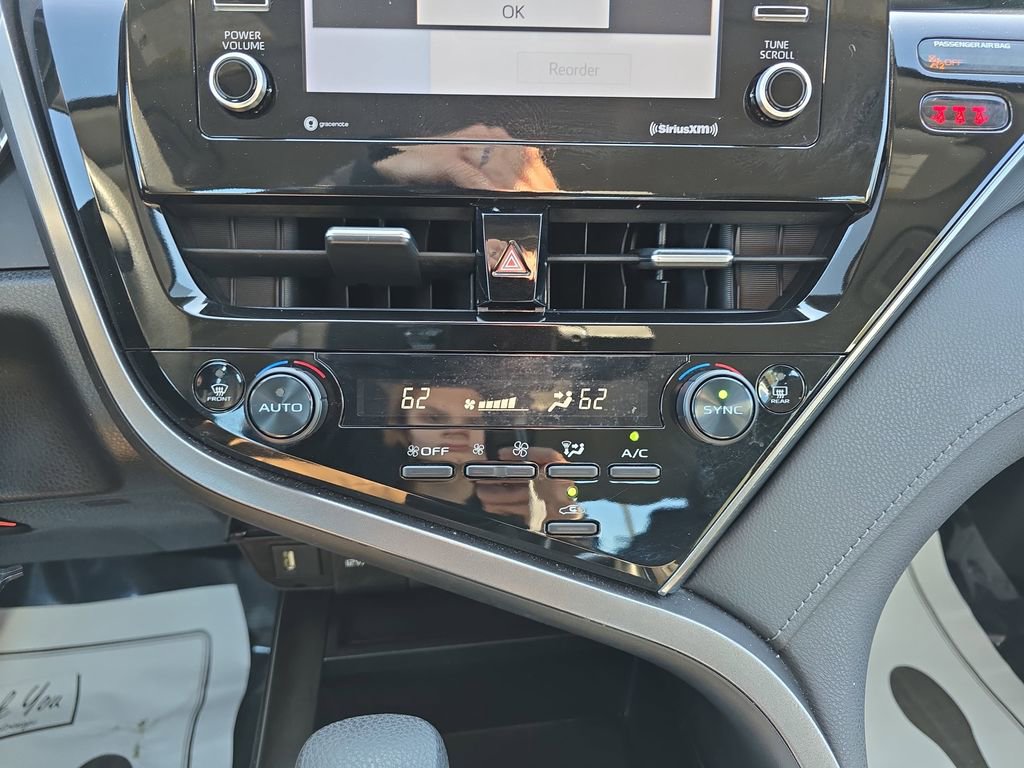 Used 2024 Toyota Camry LE FWD image 28