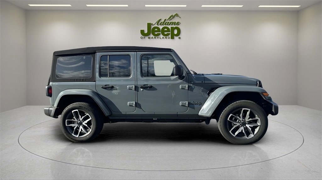 Used 2024 Jeep Wrangler Unlimited w/ Convenience Group image 5