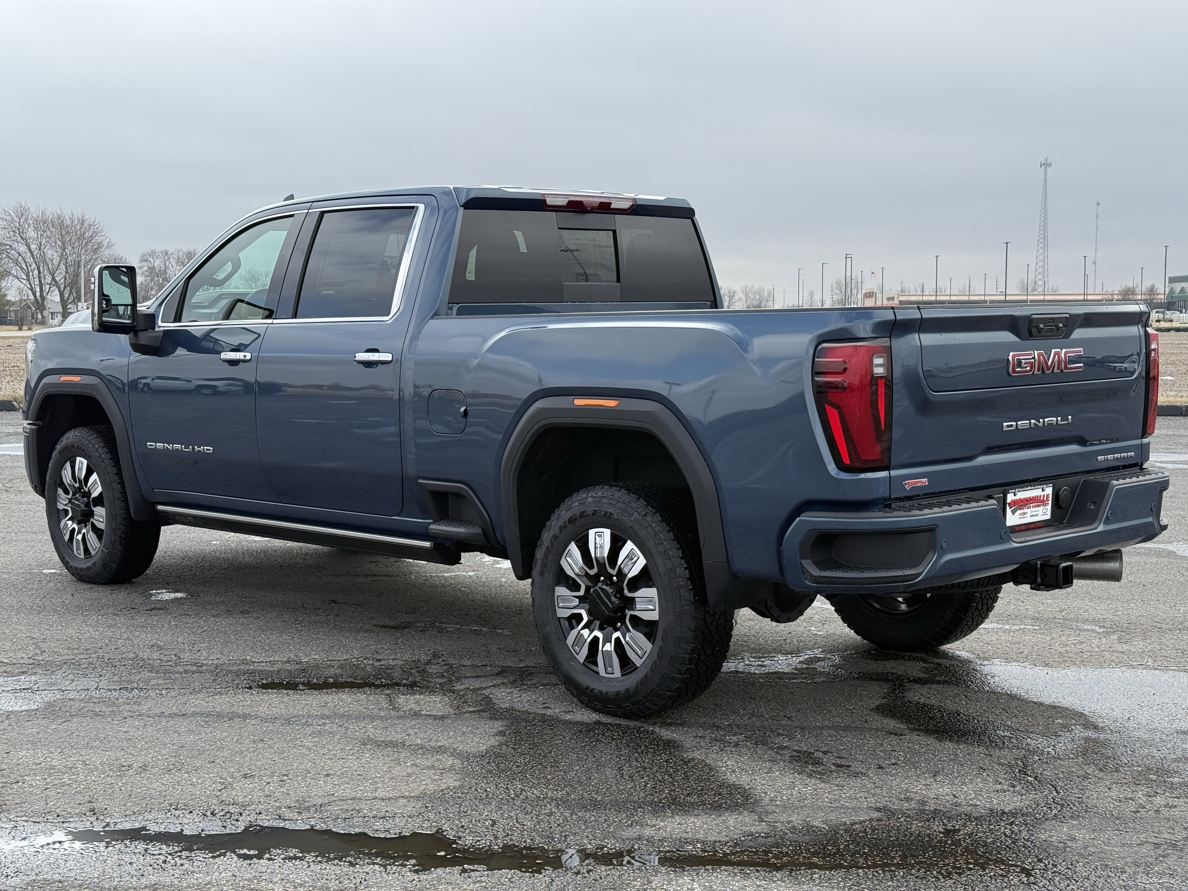 New 2026 GMC Sierra 3500 Denali w/ Denali Reserve Package image 6