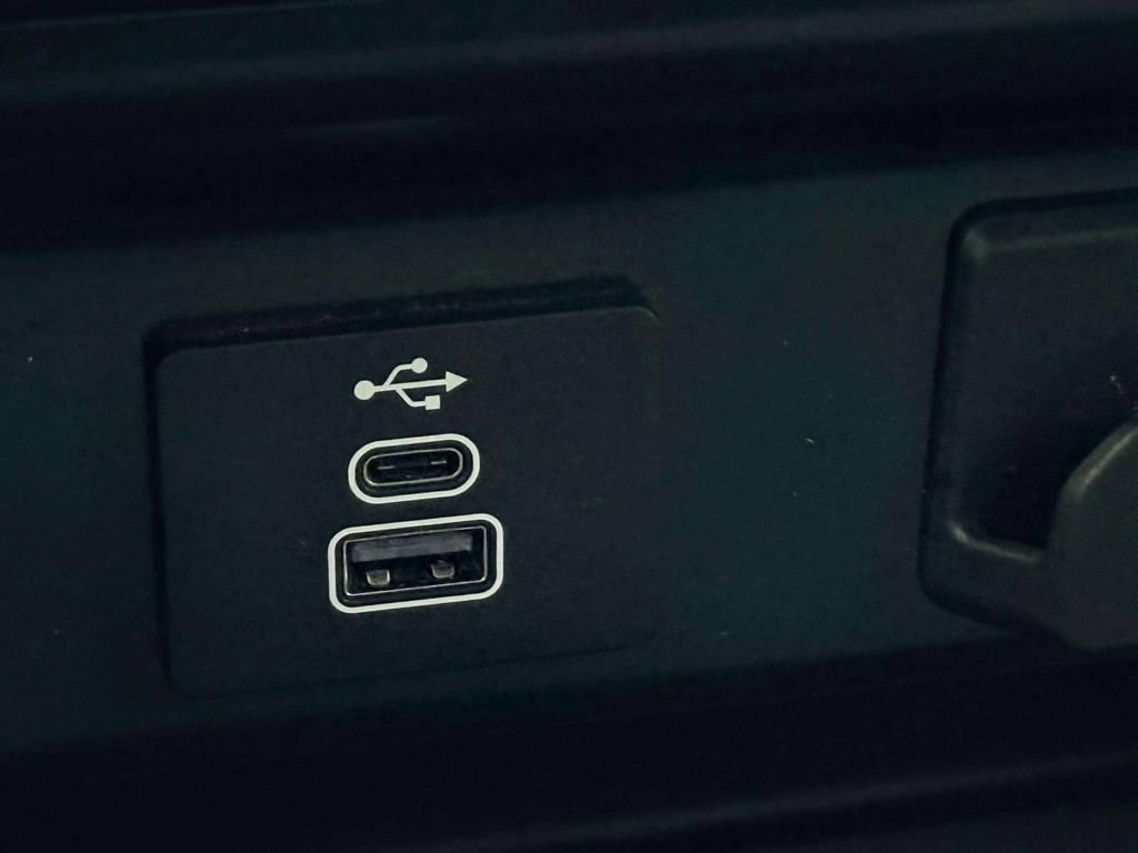 Used 2025 Ford F150 XLT w/ Equipment Group 301A Standard image 25