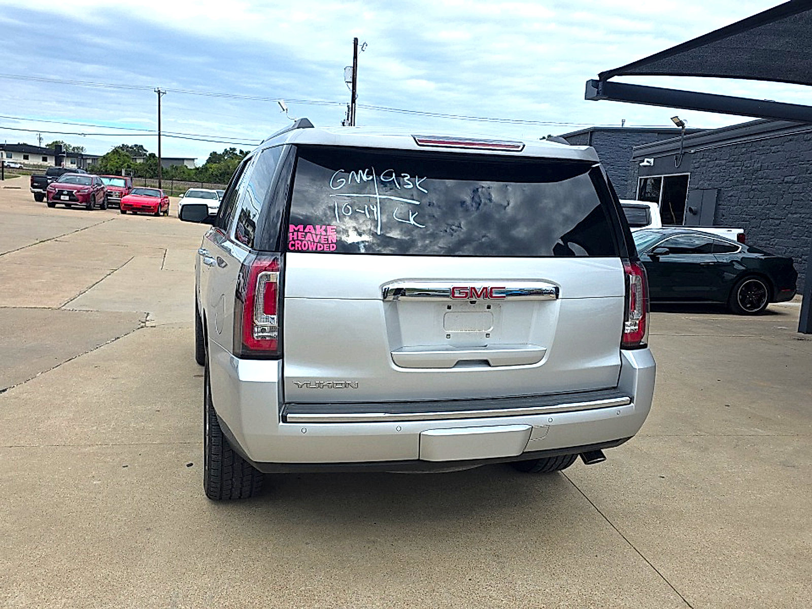 Used 2016 GMC Yukon Denali w/ Open Road Package RWD image 16