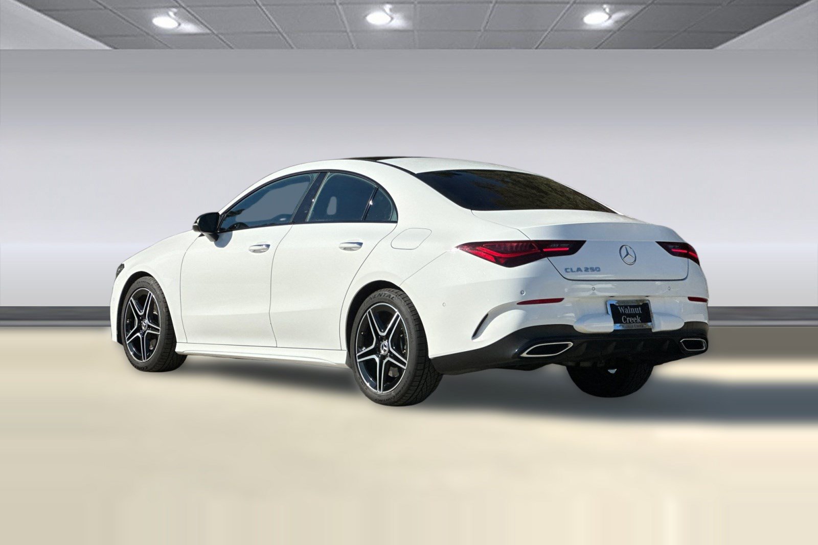 Used 2024 Mercedes-Benz CLA 250 image 3