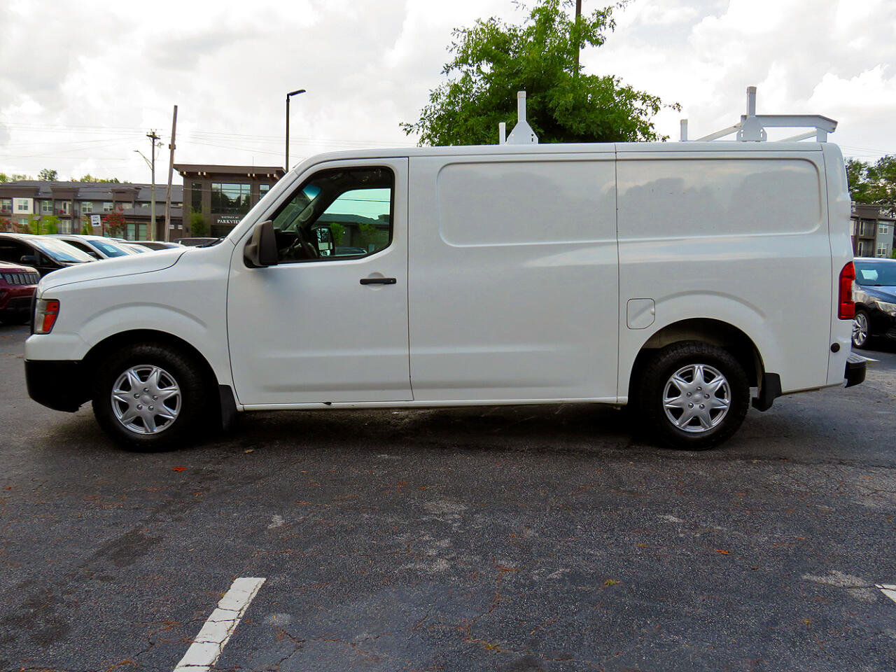 Used 2018 Nissan NV 1500 S w/ Rear Door Glass Package image 10