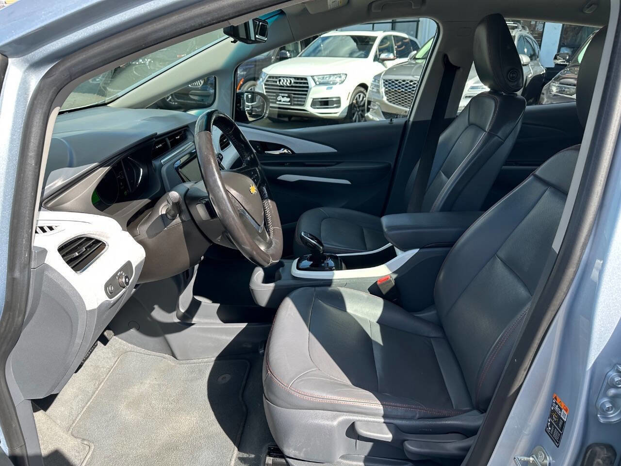 Used 2017 Chevrolet Bolt Premier image 37