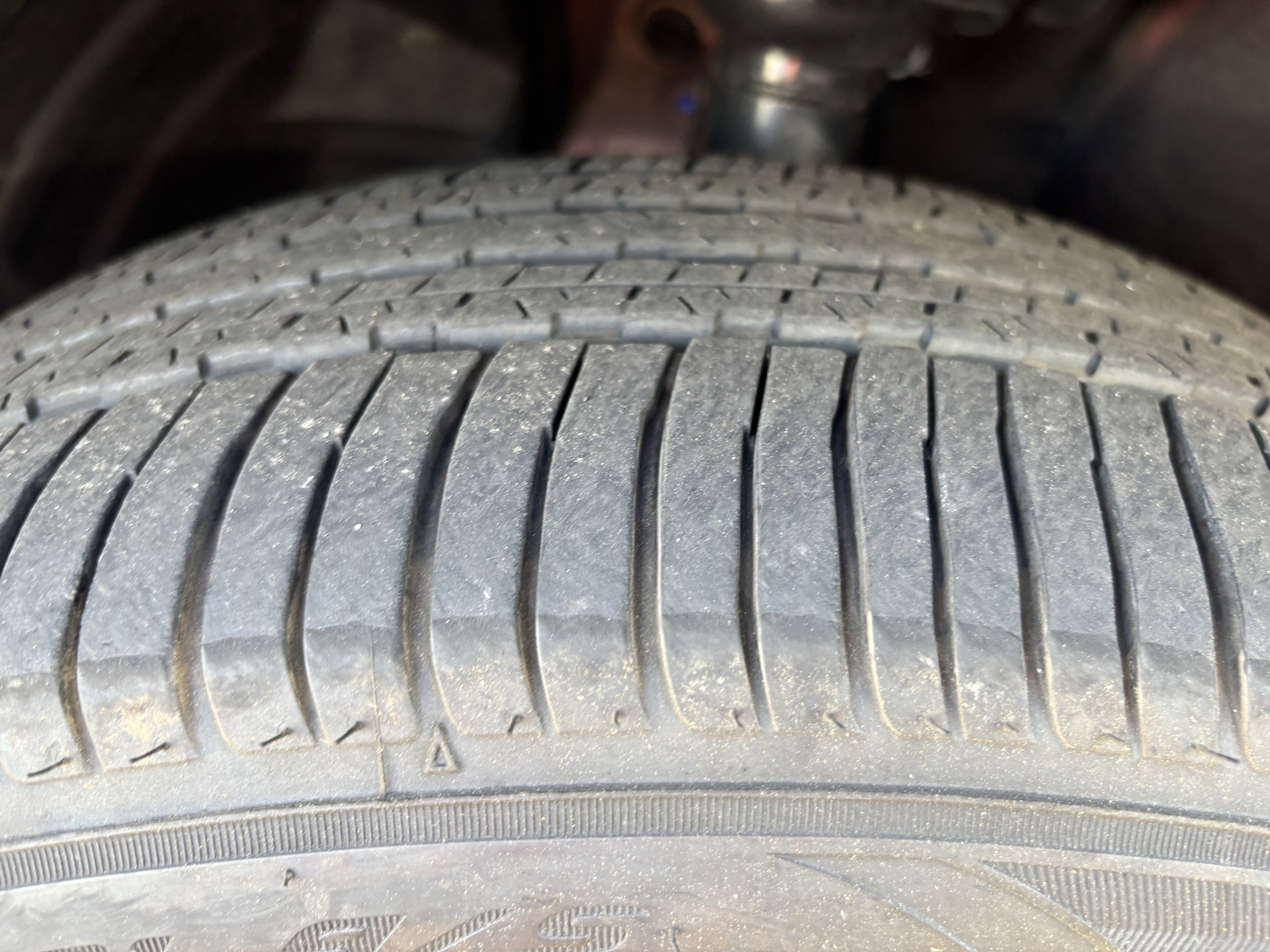 Used 2021 Subaru Ascent Limited w/ Technology Package image 12