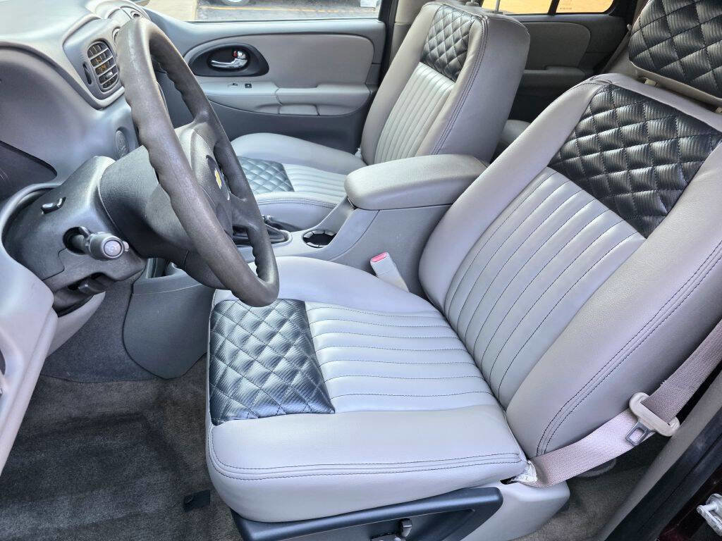 Used 2007 Chevrolet TrailBlazer LS w/ LS Preferred Equipment Group image 8