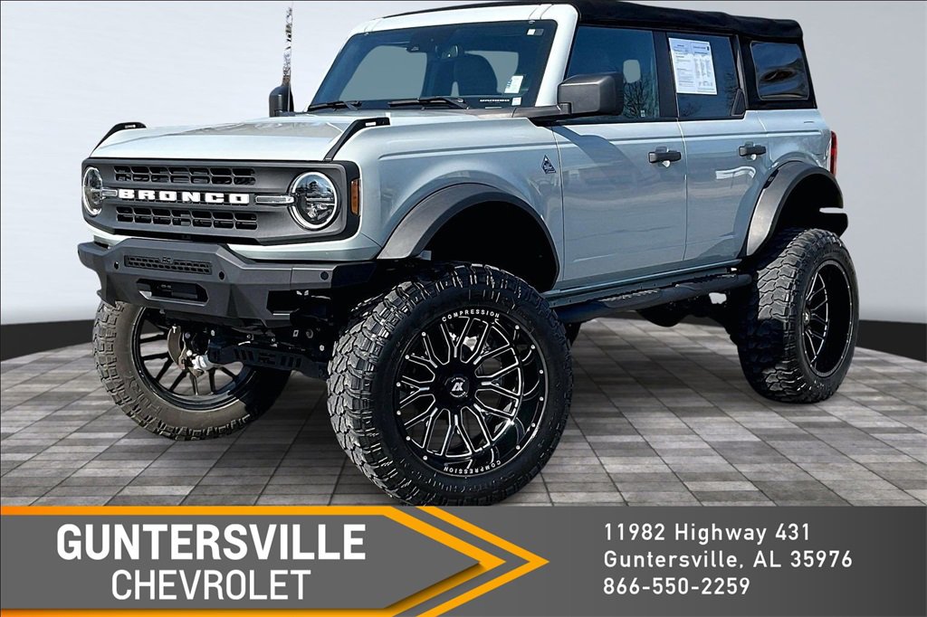 Used 2022 Ford Bronco Black Diamond w/ Sasquatch Package image 1