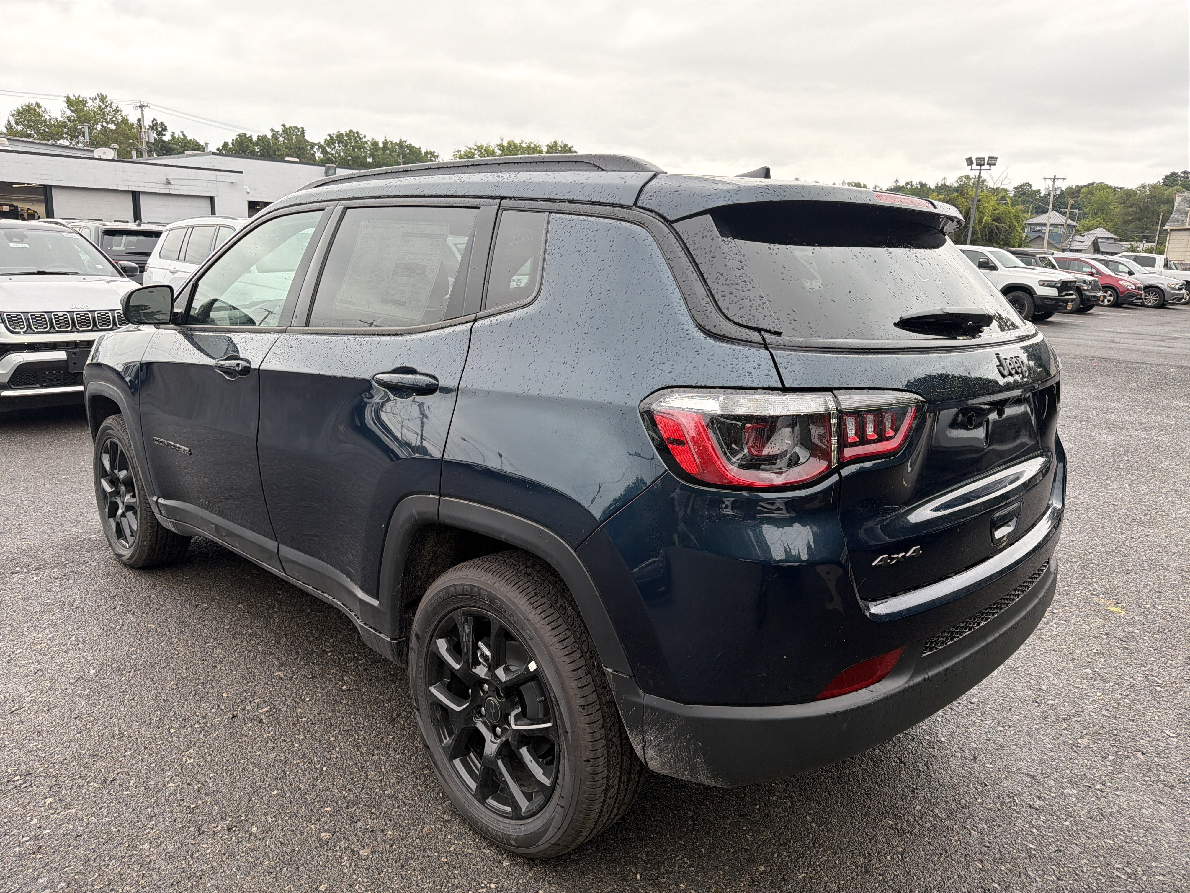 New 2026 Jeep Compass Latitude AWD/4WD image 5
