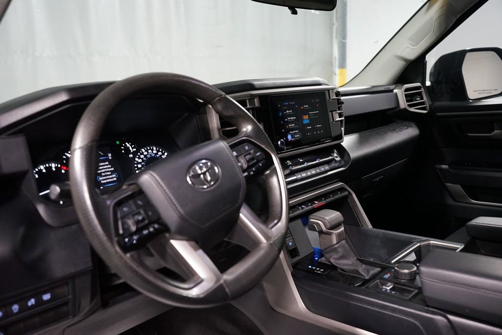 Used 2022 Toyota Tundra SR5 image 17