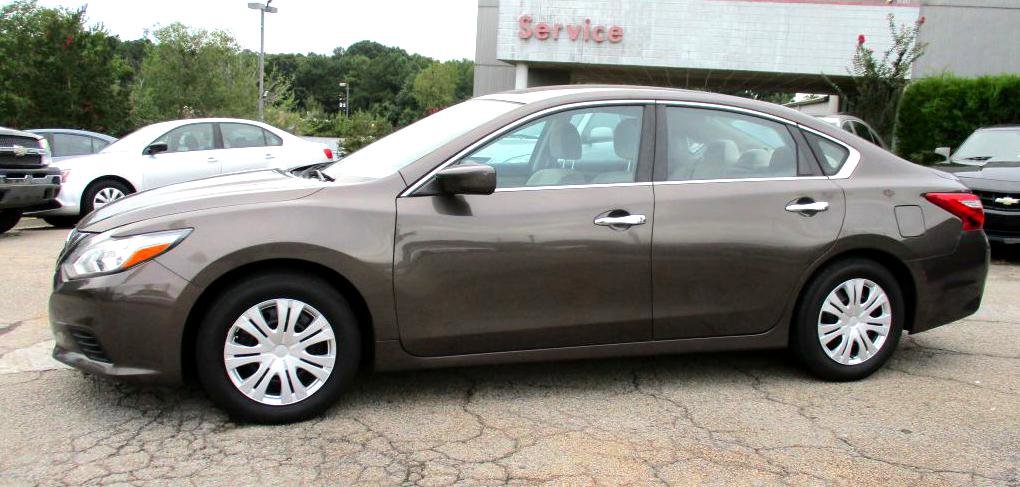 Used 2016 Nissan Altima 2.5 S image 8