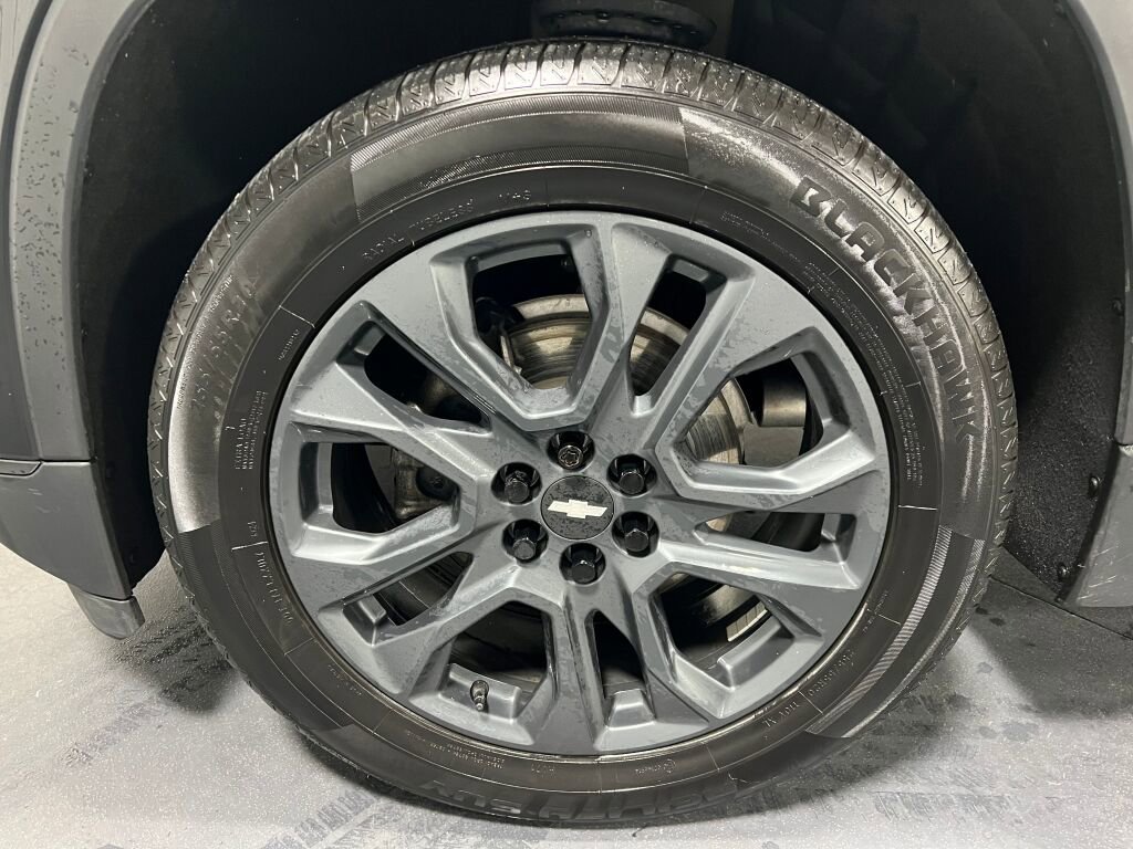 Used 2021 Chevrolet Traverse RS image 18