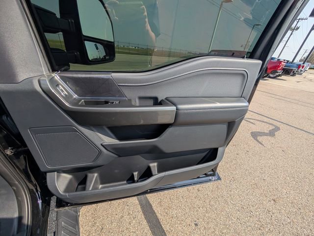 Used 2022 Ford F150 XLT w/ Equipment Group 302A High AWD/4WD image 5