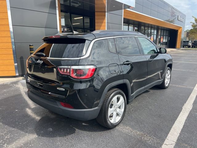 Used 2019 Jeep Compass Latitude image 23