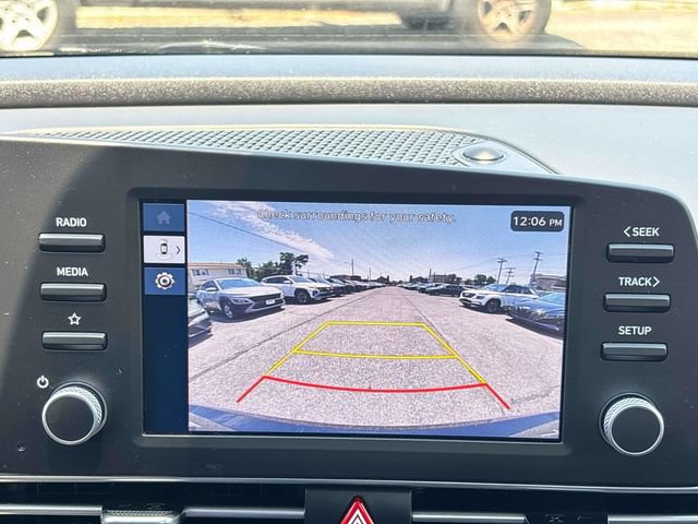 Used 2025 Hyundai Elantra SE FWD image 23