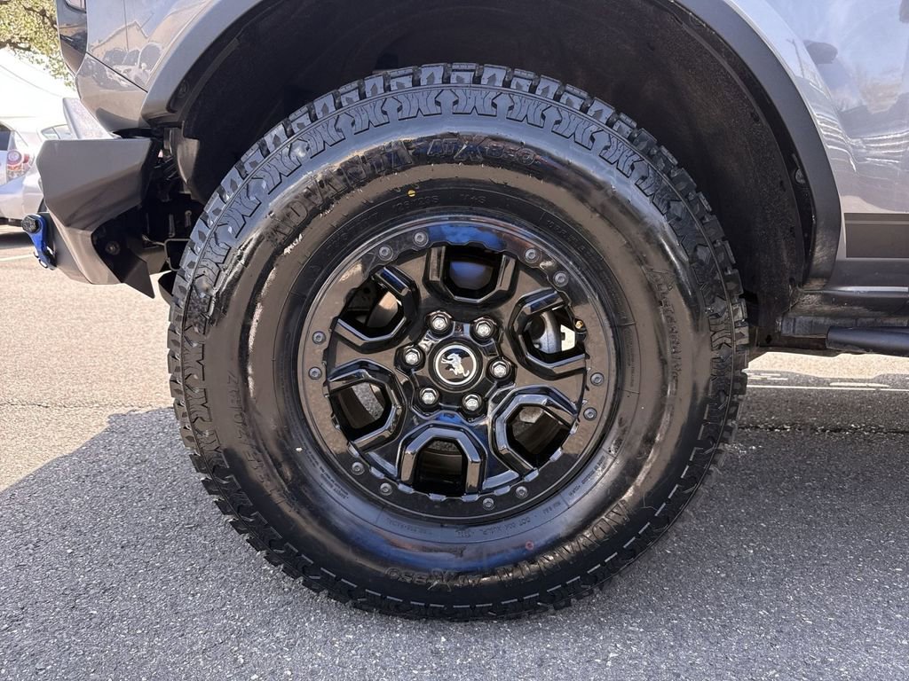 Used 2022 Ford Bronco Wildtrak image 12