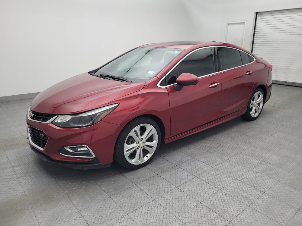 Used 2017 Chevrolet Cruze Premier FWD image 2