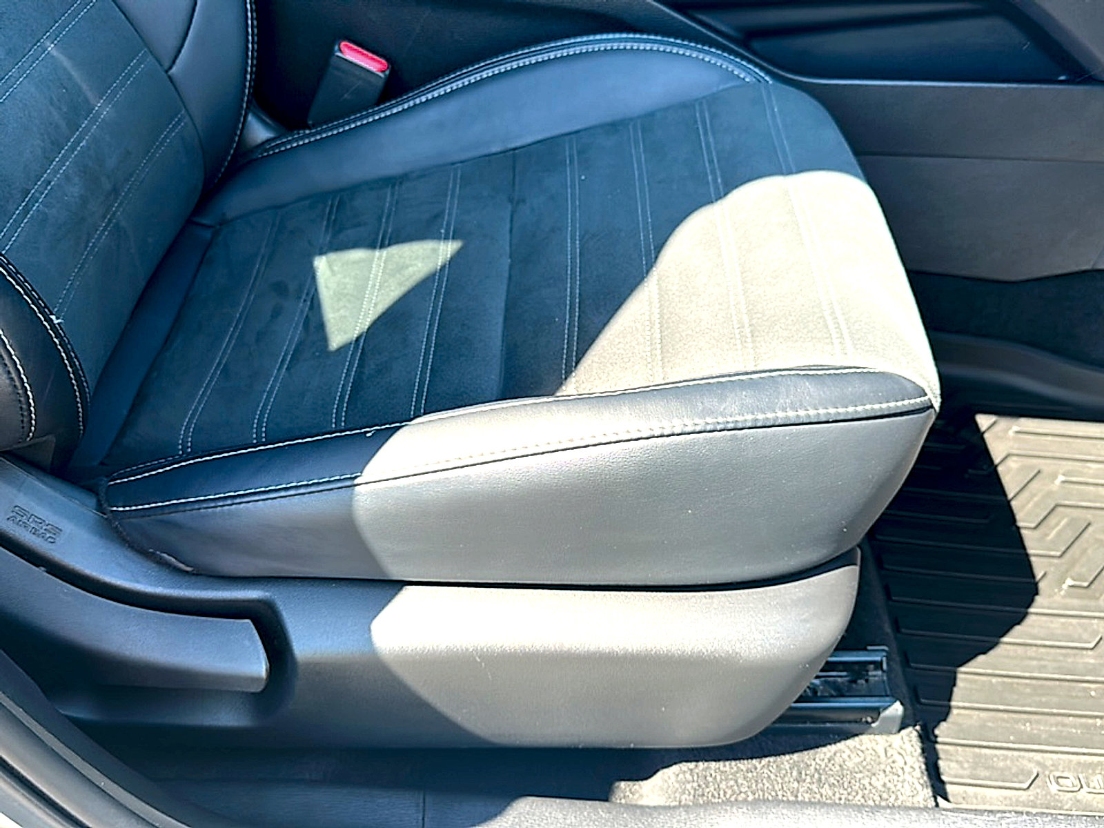 Used 2024 Mitsubishi Outlander SE FWD image 26