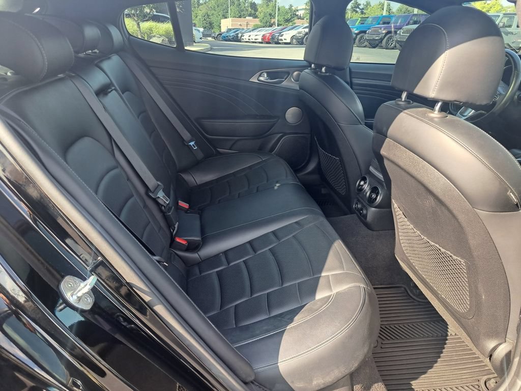 Used 2022 Kia Stinger GT2 AWD/4WD image 34