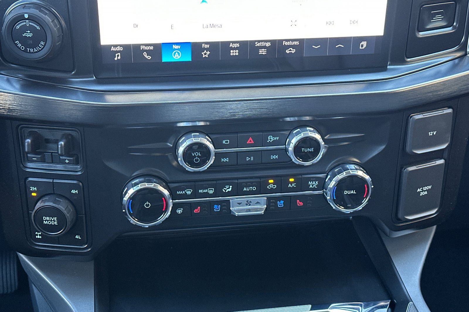 New 2026 Ford F350 Lariat w/ Lariat Ultimate Package image 19