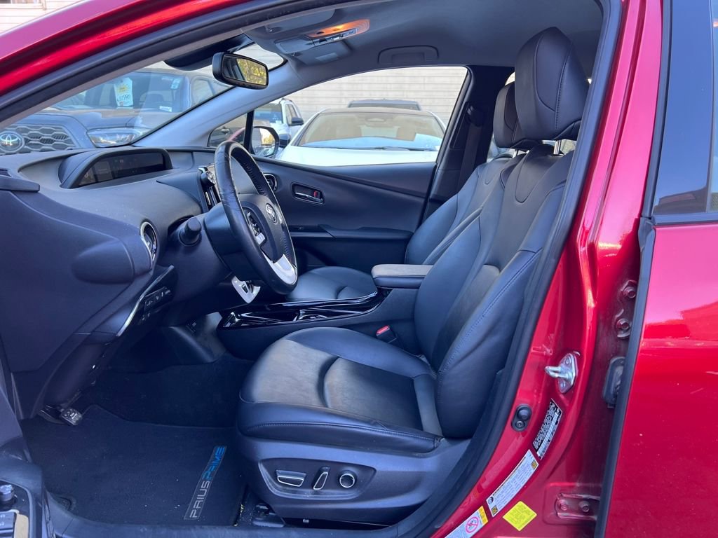 Certified 2017 Toyota Prius Prime Advanced image 13