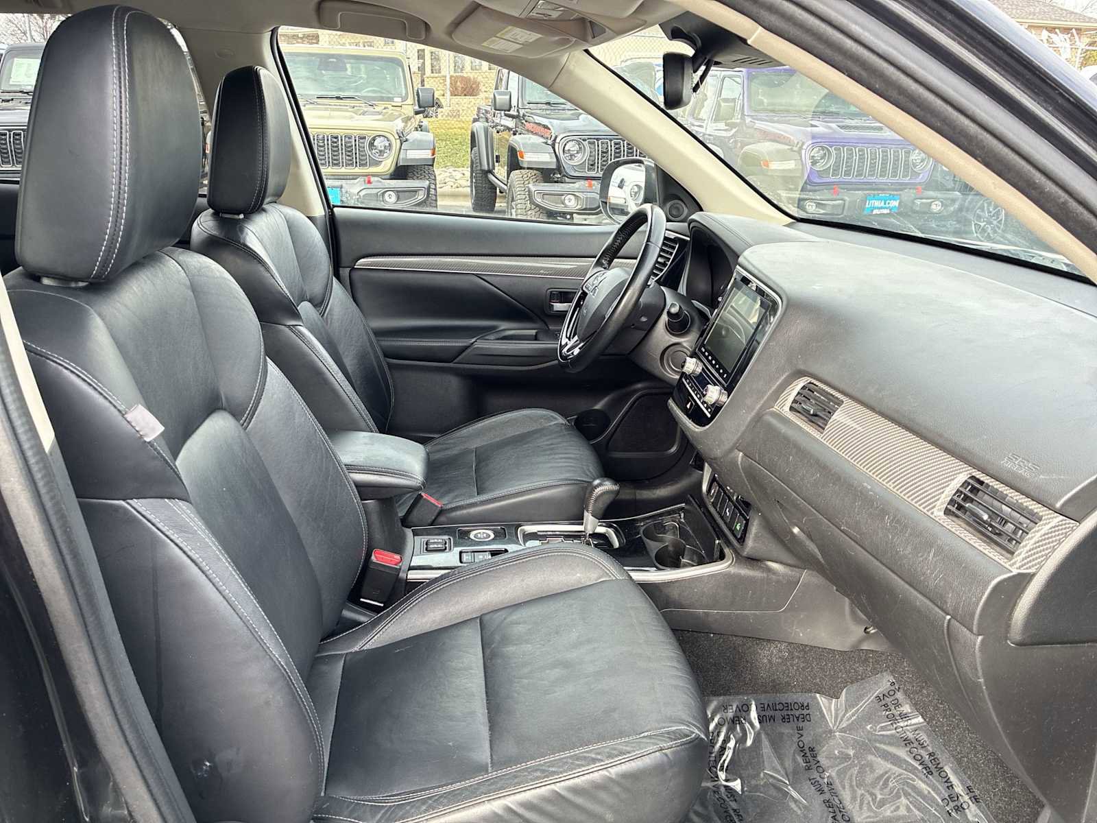 Used 2020 Mitsubishi Outlander SEL image 24