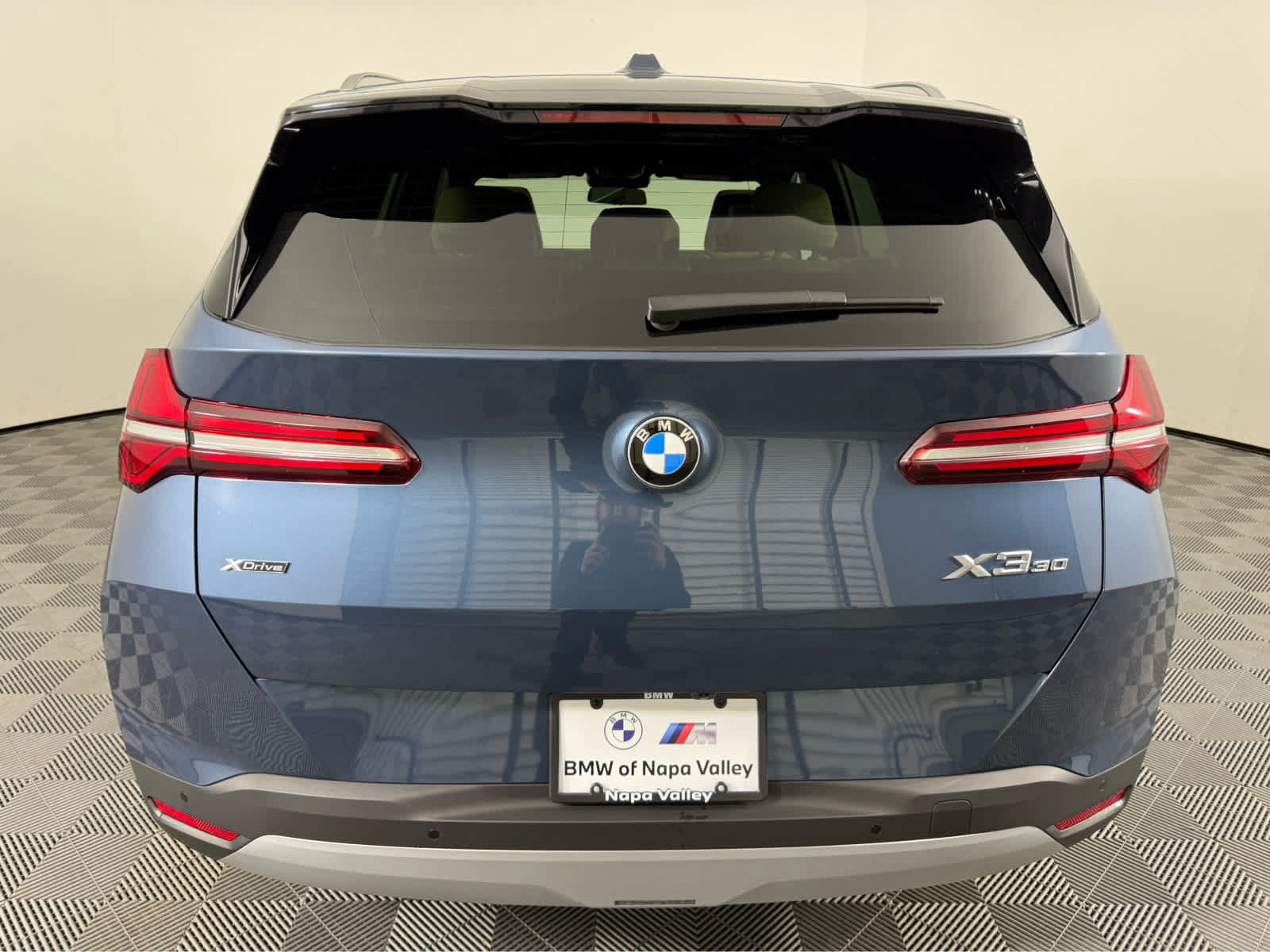Used 2026 BMW X3 xDrive30i w/ Premium Package AWD/4WD image 4