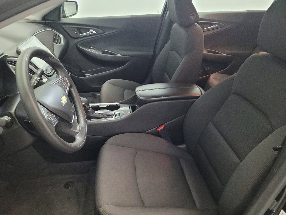 Used 2023 Chevrolet Malibu LT image 17