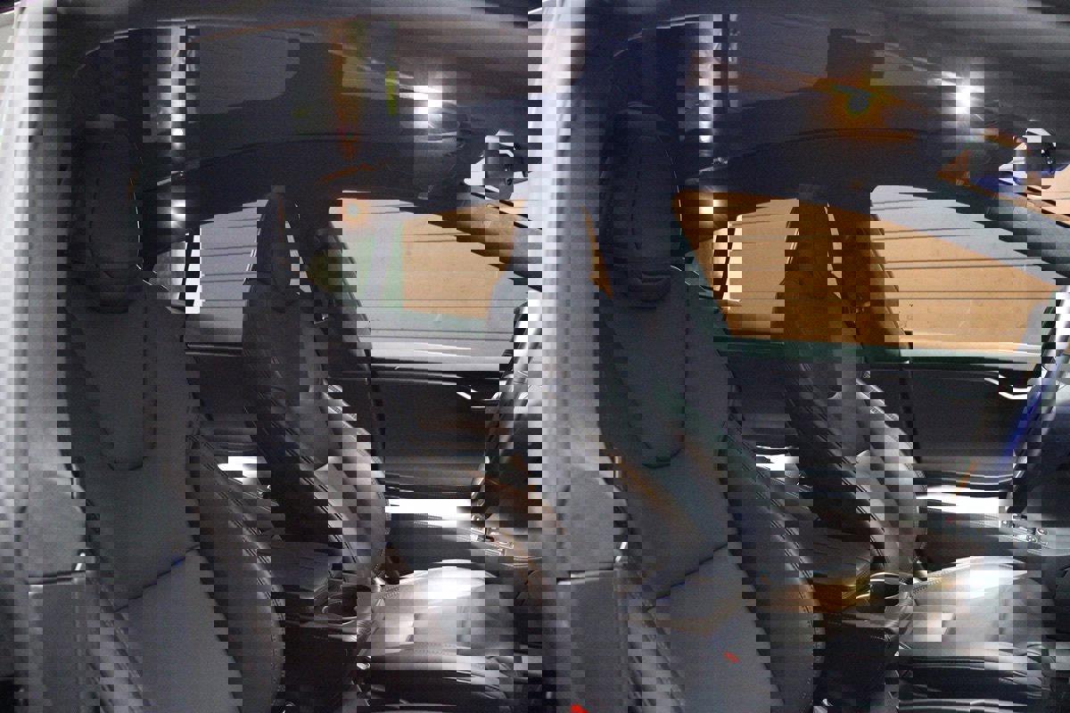 Used 2020 Tesla Model S Performance image 39