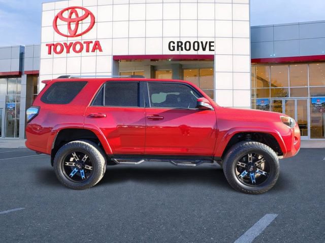 Used 2015 Toyota 4Runner Trail AWD/4WD image 7