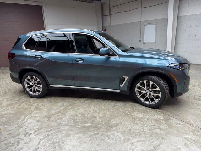 Used 2026 BMW X5 xDrive40i image 6