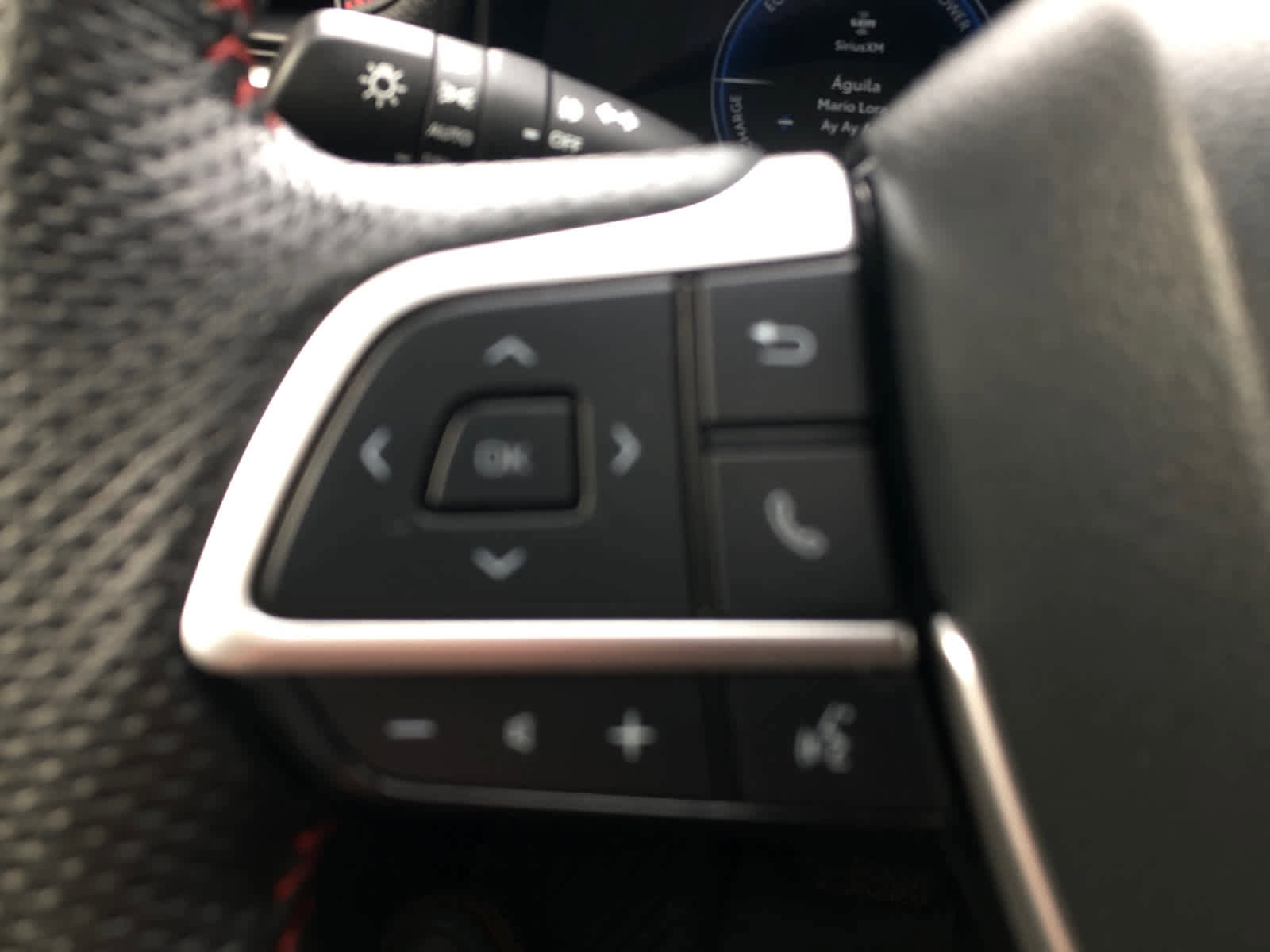 Certified 2025 Toyota Sienna XSE image 7