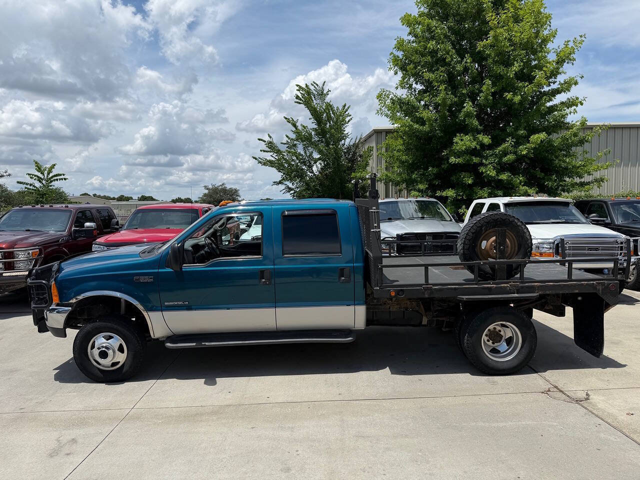 Used 2001 Ford F350 XLT AWD/4WD image 2