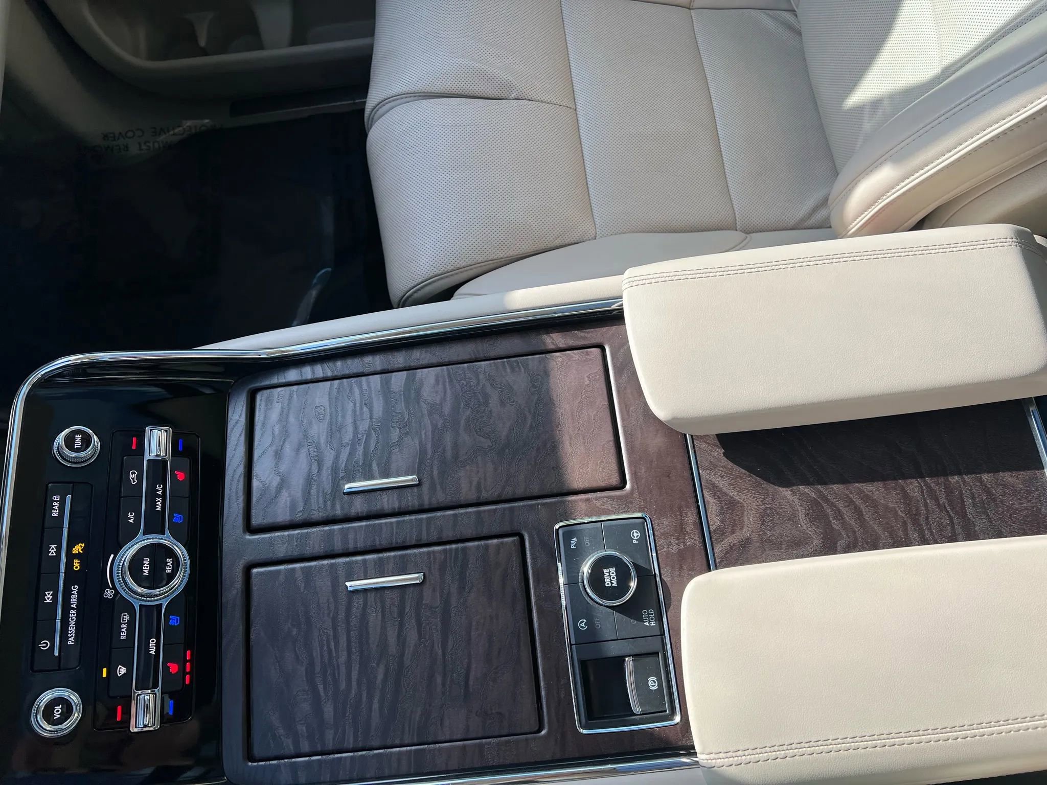 Used 2019 Lincoln Navigator L Reserve w/ Cargo Package image 27