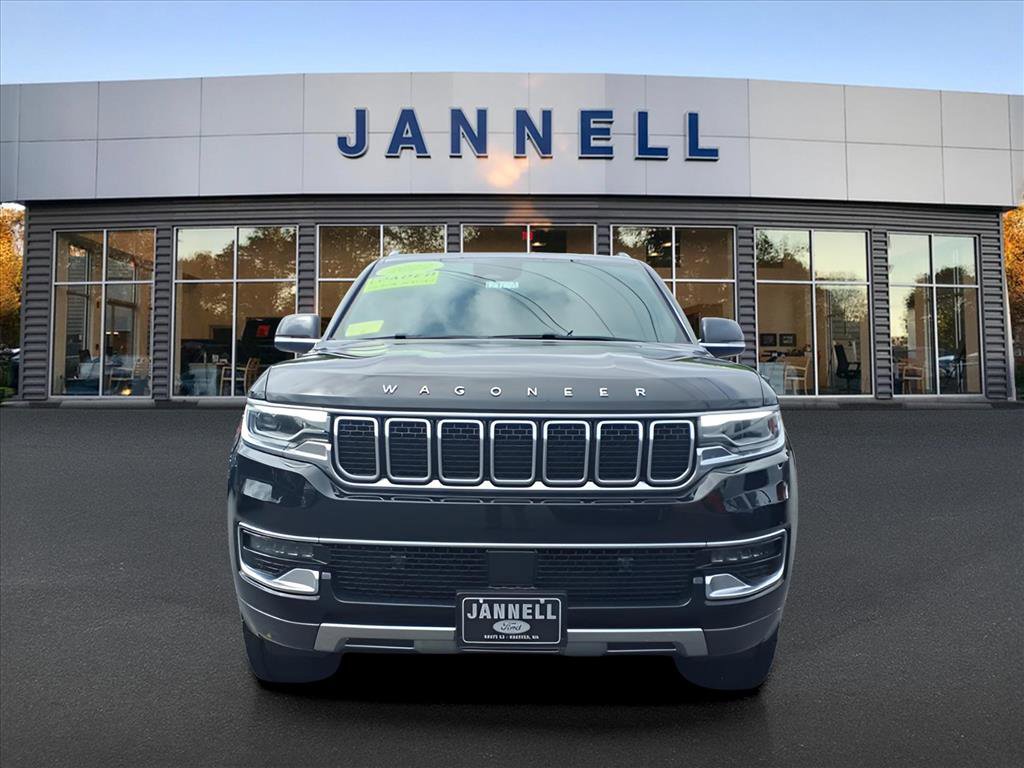 Used 2022 Jeep Wagoneer Series III image 2