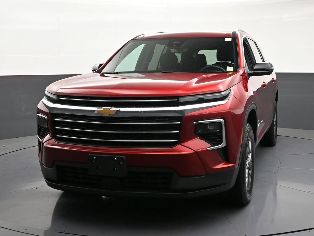 Certified 2026 Chevrolet Traverse LT w/ Driver Confidence Package AWD/4WD image 8