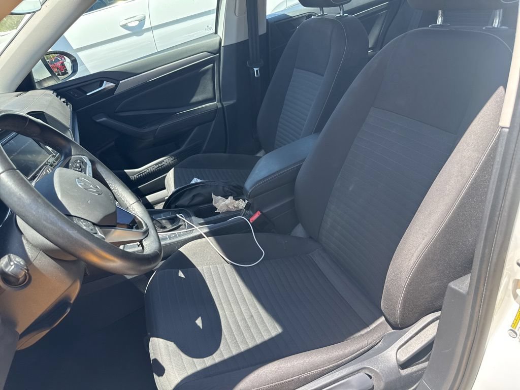 Certified 2024 Volkswagen Jetta S FWD image 8