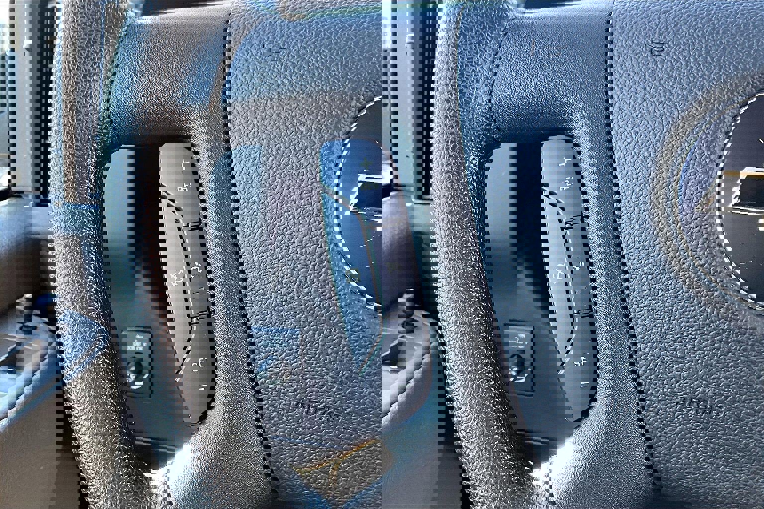 Used 2018 Chevrolet Express 2500 LT w/ LT Preferred Equipment Group image 22