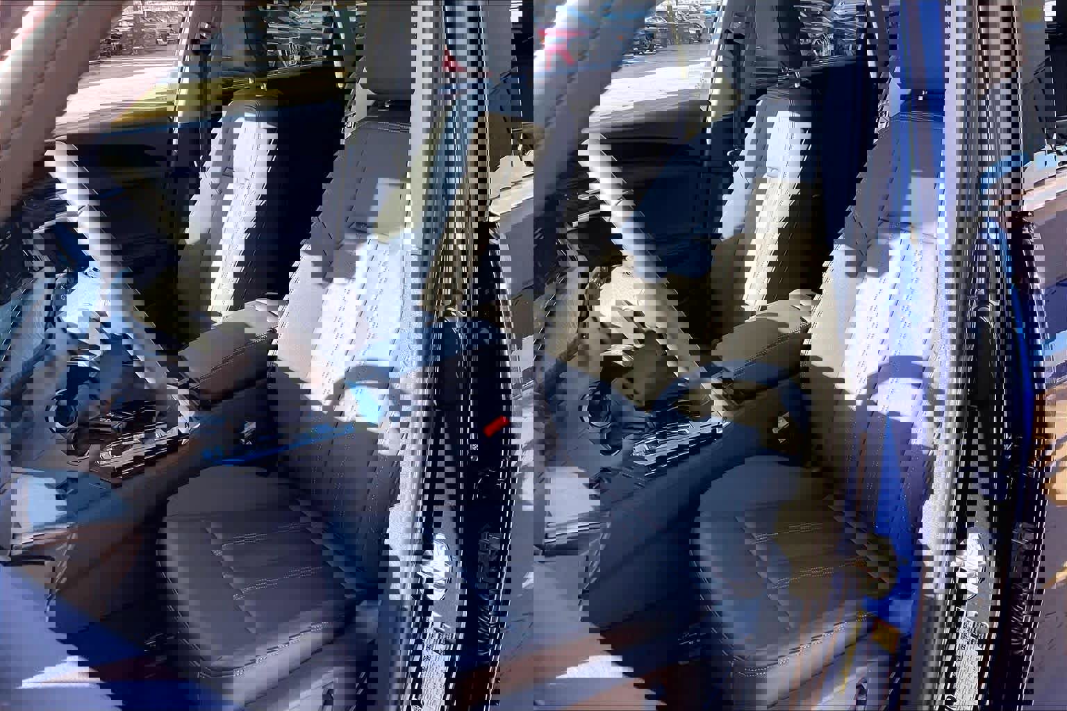 Used 2025 Audi Q5 Premium w/ Convenience Package image 8