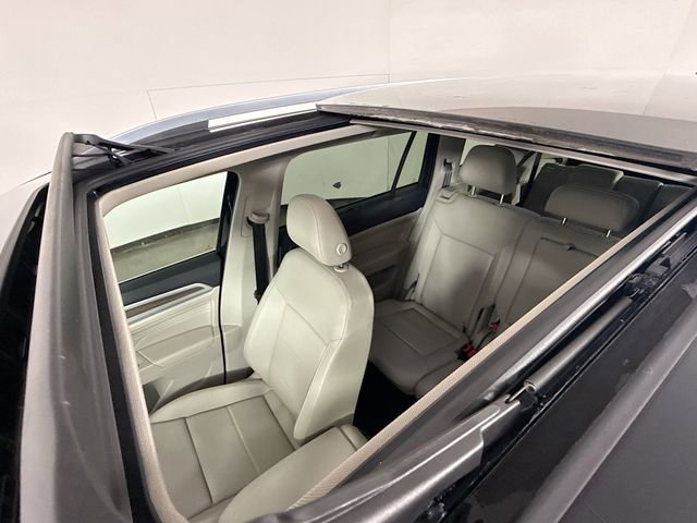 Used 2023 Volkswagen Atlas SEL image 24